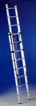 Échelle à défilement double – 16+16 marches – E2F – SVELT