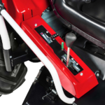 Tondeuse débroussailleuse 4×4 autoportée STAUB TUAREG 92 PRO 4×4 K – Moteur EMAK V-Twin 24 ch – Coupe 92 cm – Terrain accidenté jusqu’à 9000 m² – Image 4